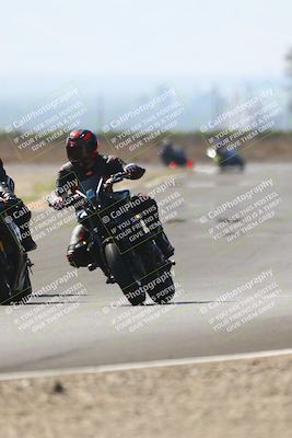 media/Sep-20-2025-TrackDaz (Sat) [[27f0cde673]]/B Group/220pm (Turn 9)/